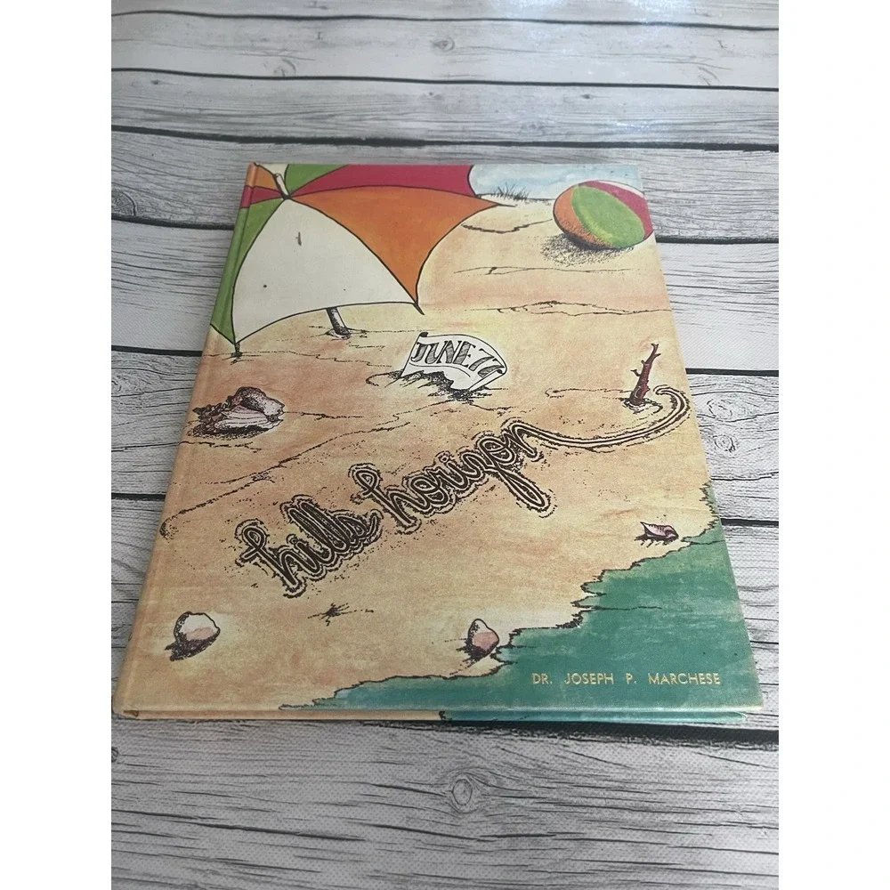 1977 Hills Horizon Year Book Half Hollow Hills High School New York Vintage